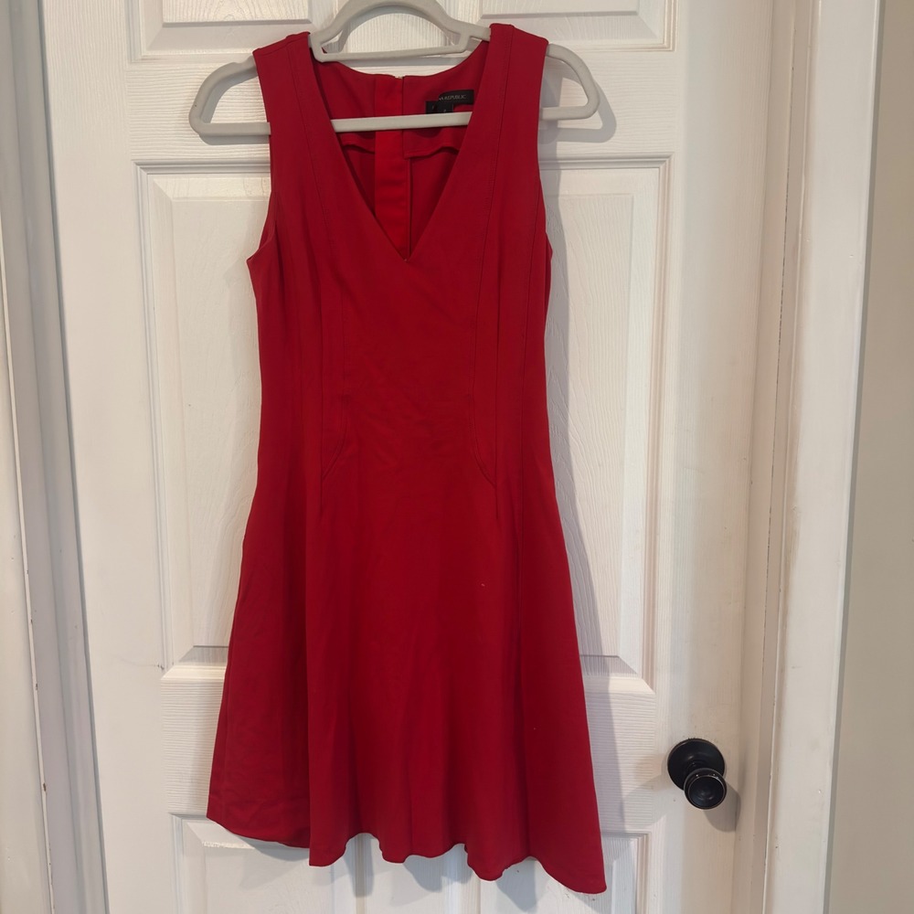 Banana Republic Red Ponte V-Neck Fit and Flare Dress with Pockets Size 2